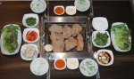 이문동 한국외대 인근에 위치한 ‘꿀생’의  꿀이 들어간 꿀갈비 맛이 일품이다.