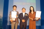 해양수산부 출범 9주년 기념식에서 드라마 해신의 주인공인 탤런트 최수종, 채시라씨에게 바다홍보대사 위촉패가 수여되었다.
