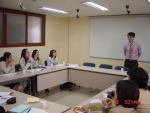 여성기업창업보육센터에서 특강수업을 받는 입주업체 대표들.