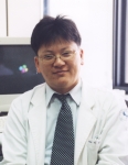 이필휴 교수