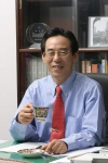 동명정보대학교가 9월부터 11월까지 이어갈 릴레이특강의 선두주자인 홍창선 국회의원. 