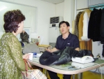 에프엘상사는 모피나 피혁의류의 리모델링, 수선, 세탁에서 맟춤 그리고 감정까지 모든 '모피관리서비스(Fur care service) 