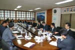 해외 저작권침해에 효과적으로 대응하기 위해 민·관 합동으로 설립된 ‘해외저작권보호협의체’가 ‘05.9.27일 (화) 오후 2시부터 1시간 30분 동안 문화관광부 장관회의실에서 제1