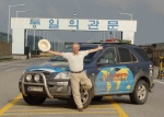 기아자동차㈜는 스웨덴의 유명탐험가이자 자동차 전문가인 크리스터 걸락 씨가 2만4천km에 이르는 『쏘렌토 세계일주』의 중간기착점인 한국에 도착했다고 밝혔다. 걸락 씨는 일주일 동안의