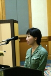 중국사업설명회에서 박지영 대표가 연설중이다.