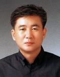 충남대학교 이응봉 문헌정보학과 교수