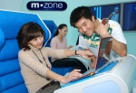 삼성전자는 20일 국내최초로 코엑스에 110평 규모의 복합 멀티미디어 체험관 M-ZONE을 오픈했다. 