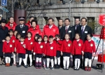 2005. 12. 2(금) 11:00 제77주년 구세군 자선냄비 시종식행사에 참석한 권양숙 영부인 이명박서울시장 구세군어린이들