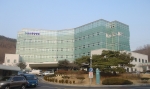 산재의료관리원(이사장 최병훈) 산하 안산중앙병원이 오는 1월 19일 오후 2시에 병원 앞 광장에서 진폐전문병동 개원식을 거행한다.