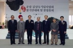 왼쪽부터 김창수 고려학술재단 이사장,김창 심산 아카데미상임고문,김학준 동아일보 사장,김성숙 선생의 손자인 김덕천 씨,윤소암 스님,민성진 김성숙기념사업회 사무국장(외손자)