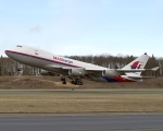 Boeing Delivers Malaysia Airlines System's First 747-400 Freighter