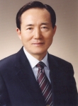 군인공제회는 정명택(鄭明澤, 62세, 해사23기, 사진) 예비역 해군준장을 재무이사로 선출했다.