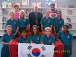 2006년 5월 10일 한국 방문예정인 Blockhouse Bay Intermediate School 의 교장단과 학생들