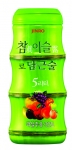 진로는 5리터 용량의 페트병 신제품 ‘참眞이슬露로 담근술’을 출시했다.