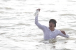 영화  박건형 수중 연기 