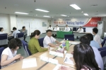 6월 27일 경기도 용인에 위치한 대한생명 인재개발원에서 신은철 부회장을 비롯한 대한생명 임직원들이 워킹투게더를 진행하고 있다. 