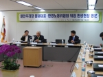 2006.7.26 열린우리당 김한길 원내대표, 환노위 의원 센터 방문 및 구직자, 사업주 간담회 사진