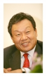 高大 어윤대 총장, 호주 그리스피스대학서 명예박사