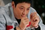 영화 <우리들의 행복한 시간> 에서 비운의 사형수가 된 강동원