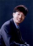 경윤호(慶倫昊) 공보관