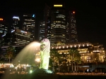 싱가포르의 상징 머라이언의 야경