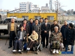 경품포탈사이트 경품나라 (www.en4u.co.kr)에서는 2007년 1월 16일 한국지체장애인협회 인천지체장애인협회 연수지회에 사랑의 연탄 1,000장을 전달했다