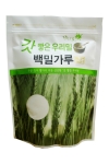 빻은 즉시 당일 포장하여 신선하게 유통되는 갓 빻은 우리밀, 자연드림 베이커리는 갓 빻은 우리밀로 빵을 만든다.