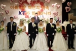 KT 남수원지점에서 5쌍의 농아인 부부가 KT수도권남부본부와 경기도농아인협회의 도움을 받아 그 동안 올리지 못한 결혼식을 갖고 있다