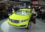 기아차는 서울모터쇼를 통해 세계 최초로 공개하는 준중형 SUV 컨셉카 KND-4