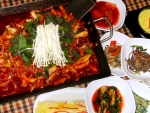  '낙지철판볶음'
