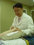 황사로 인한 심해진 아토피 증상을 치료하는 한방치료는 먼저 정신적 스트레스로 인한 울체를 풀어주고, 면역체계의 이상을 바로 잡게 된다