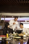 코엑스 인터컨티넨탈 호텔의 동양 레스토랑 ‘아시안 라이브’는 오전 6시 45분부터 오전 10시까지 13개의 프라이빗 룸에서 한식, 일식, 양식 등 아침식사를 즐길 수 있는 “비즈니