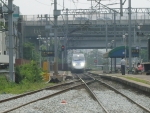 사고 복구 이후 첫 번째 KTX회송열차가 가좌역 현장을 통과하고 있다. 