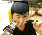 SK텔레콤(사장 金信培, www.sktelecom.com)이 온라인 백과사전인 위키피디아 사이트의 콘텐츠를 휴대전화로 제공하는 ‘위키피디아 검색 서비스’를 6일부터 시작한다.