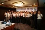 지난 7월 26일 대전 유성호텔에서 열린 충남지역특성화교육사업 제3차 권역별 지도교수 운영회의에 참석한 지도교수들이 지역농업발전을 위한 화이팅을 외치고 있다