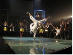 B-boy ‘프리즈’의 공연장면