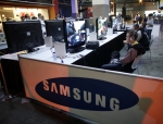 74개국 700여명이 참가한 WCG 2007에서 출전 선수들이 삼성전자 모니터를 통해서 게임을 겨루고 있다