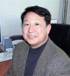 신동우 교수