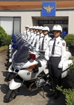 BMW 코리아에서 경찰에 공급한 최신 모터사이클을 시승하고 있는 모습