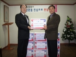 일성자원무역상사 전 해흥 대표와 기념촬영