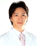 끌리닉에스 성형외과 조중석 원장