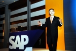 SAP 리더십 포럼 '08에서 기조연설중인 SAP 코리아 한의녕 사장