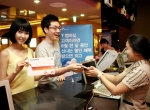SK텔레콤(사장 김신배, www.sktelecom.com)은 방학 및 휴가기간에 맞춰 고객이 롯데시네마, 베니건스 등 멤버십 제휴사 이용 시 풍성한 할인 혜택을 제공하는 멤버십 할