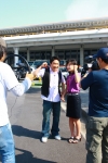 KT와 실버TV는 정보소외계층을 위한 방송프로그램 ‘원더풀 IT세상’ 을 공동 제작해 케이블과 메가TV를 통해 방영한다. ‘원더풀 IT세상’ 의 진행자인 개그맨 ‘코봉이’ 장재영(
