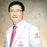 기쁨성형외과 정철현 원장님 사진 입니다.