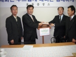 송 유섭팔달지구회장과 기념촬영