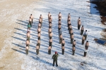 기축년 1월1일 체감온도 영하 10도를 오르내리는 가운데, 전북 무주의 해병대캠프 훈련장에서 청소년들이 자신과의 싸움인 극기훈련에 도전하고 있다.