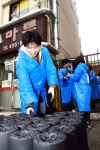 제3기 씨티-경희대학교 NGO 인턴십 프로그램에 참여하는 대학(원)생들이 '나눔과 기여의 날' 행사를 맞아  중랑구 묵동 및 중화동 지역 소외계층을 위한 ‘사랑의
