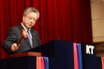 27일 우면동 KT연구개발센터에서 개최된 KT 임시주주총회에서 KT-KTF 합병계약서 승인의 건이 원안대로 승인되었다. 이석채 회장은 