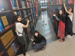 건국대 상허도서관 벽면·철문 등에 테마벽화…예술문화대 현대미술전공 학생 4명이 작업